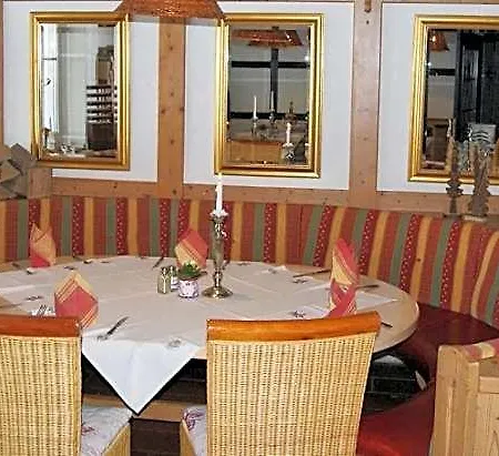 Hotel - Restaurant - Cafe Forsthaus Lahnquelle 3*