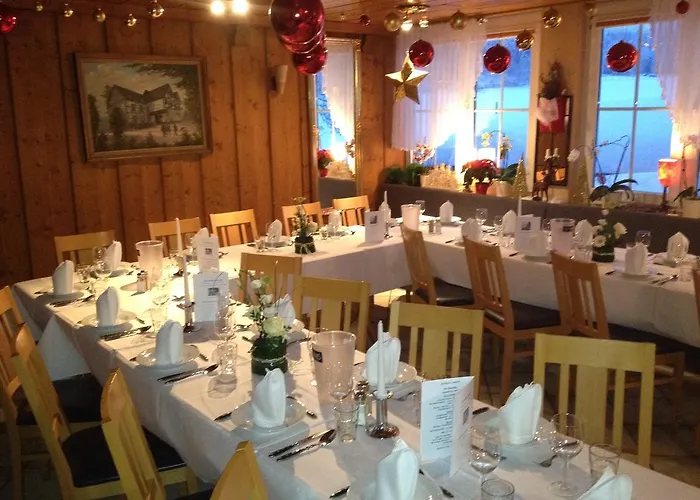 - Restaurant - Cafe Forsthaus Lahnquelle ホテル 3*